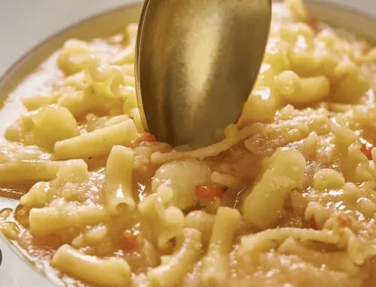 PASTA MISTA CON PATATE E PROVOLA AFFUMICATA 